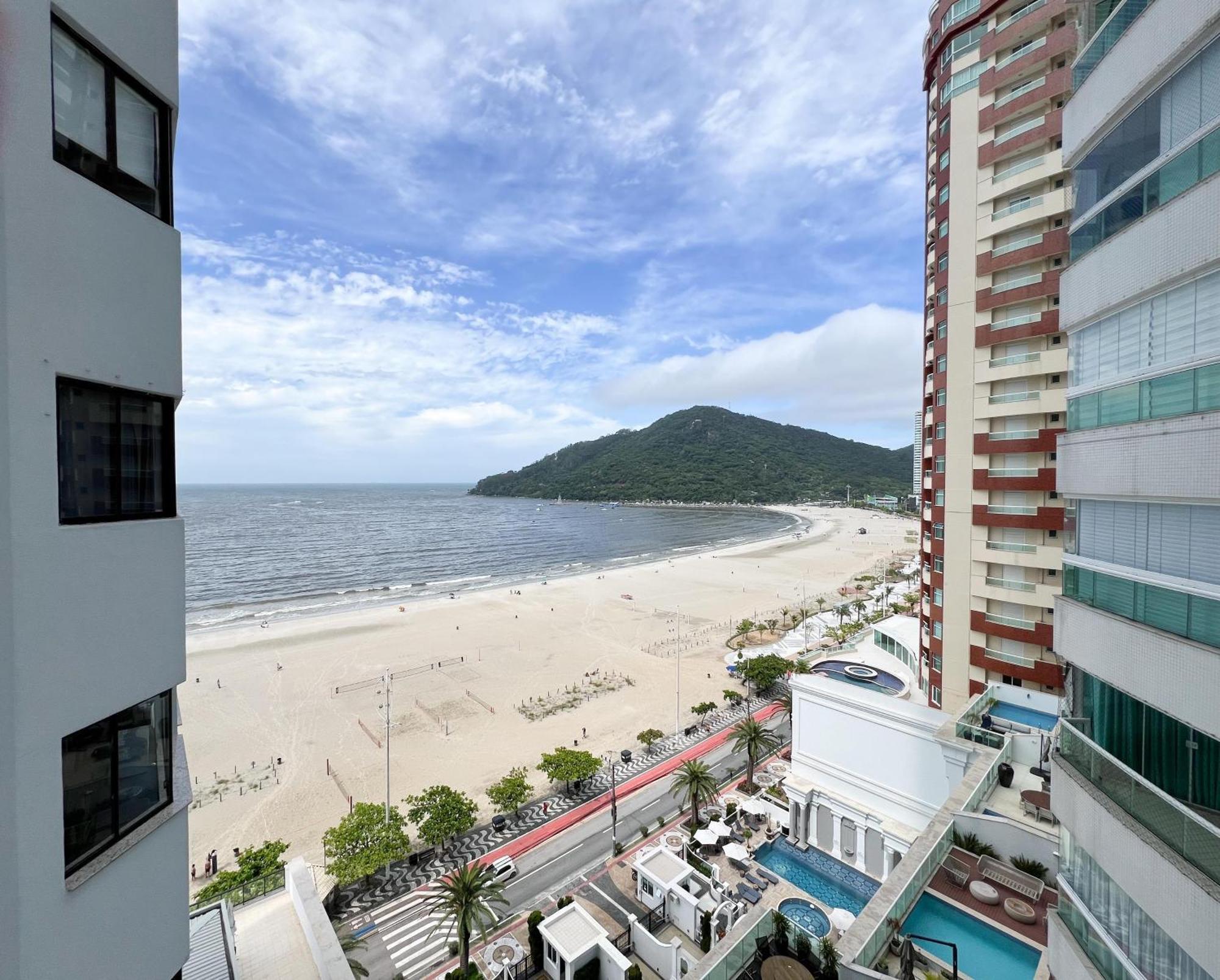 Excelente Ap Pe Na Areia Vista Mar Appartement Balneário Camboriú Buitenkant foto